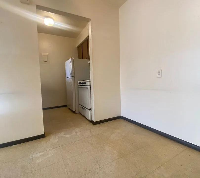 791 Russell Rd