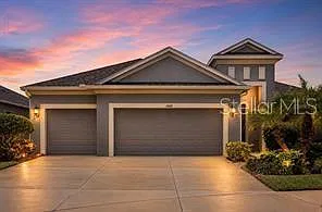 4 bed, 3.0 bath, 2468 sqft, $3,495 — Photo 2