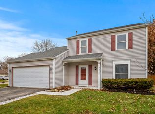 2220 S Crescent Ln, Aurora, IL 60504