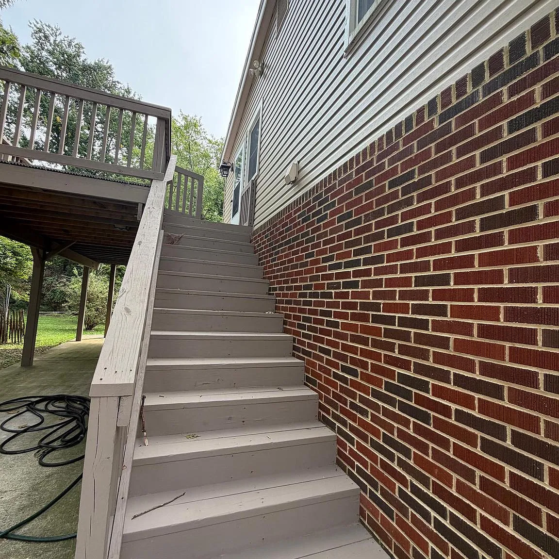3 bed, 2.0 bath, 4198 sqft, $2,600 — Photo 4
