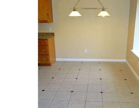 4th image of 5200 Hilltop Dr #388