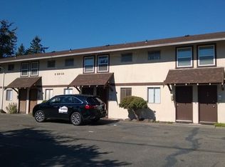 2 SW 119th St APT 8, Burien, WA 98146