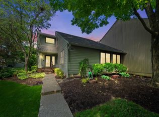 8380 Sailboat Ln, Maineville, OH 45039