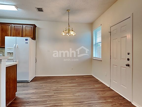 5th image of 6304 New Harbor Ln