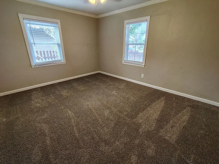 404 Camellia Way — Photo 10