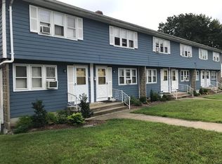 43 Blakeley St APT 3, Woonsocket, RI 02895