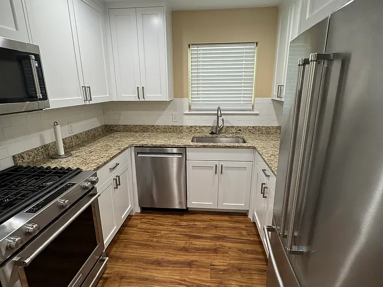 3111 S Florence Ct — Photo 8