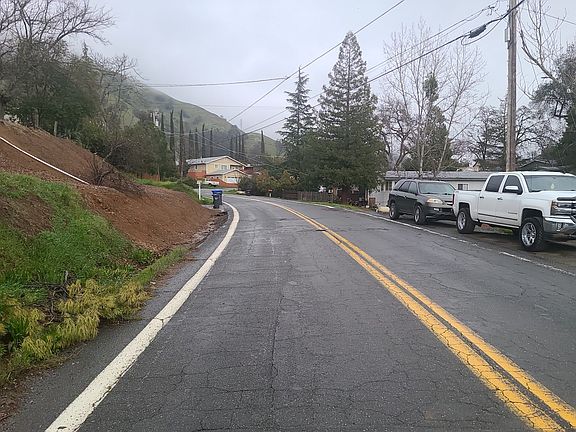 5th image of 3330 & 3320 Lakeview Dr