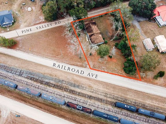 5th image of 4427 Pine Valley Rd