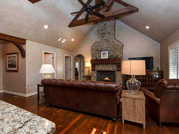 4th image of 3338 W Springview Street