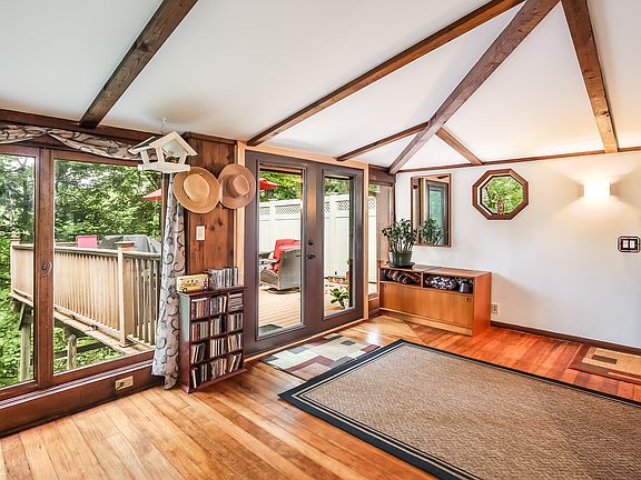 83 Bryant Trail