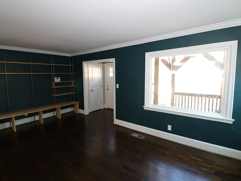 2227 Celia Ave — Photo 6