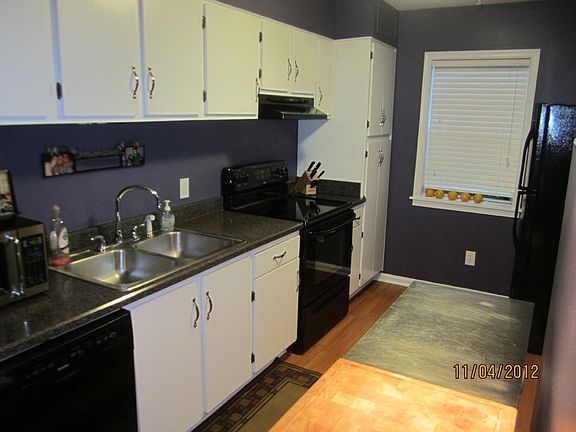 Spacious & functional kitchen