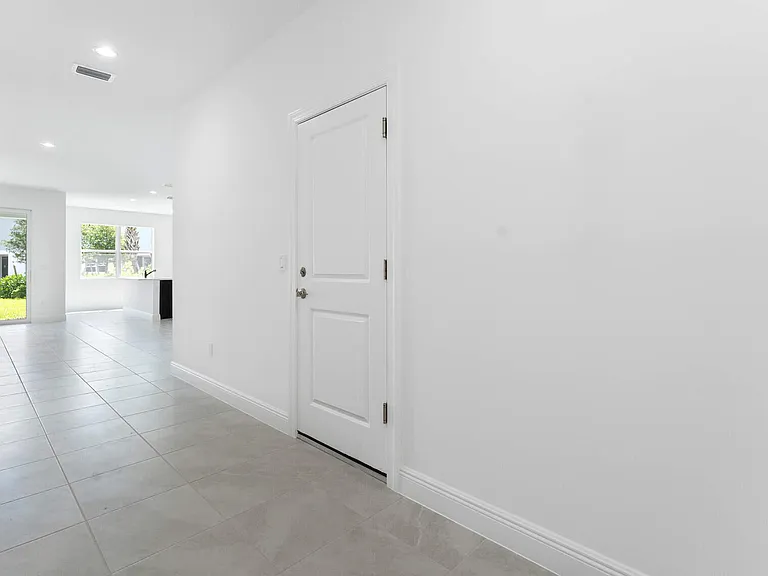 552 Sanderling Cir — Photo 6