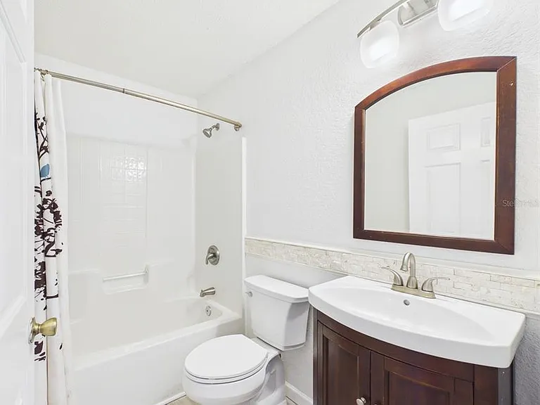 128 Eagle Point Blvd — Photo 15