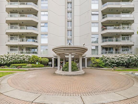 4th image of 69 Jamieson Ct #1507