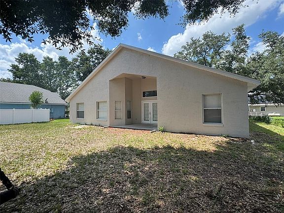4th image of 2347 Blake Way