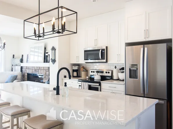 68 Rabbit Hill Rd SW Unit 1, Edmonton, AB T6W 4G7