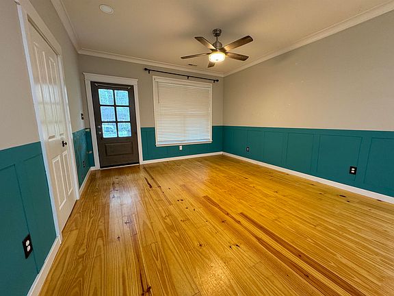 2nd image of 330 W Birnie St