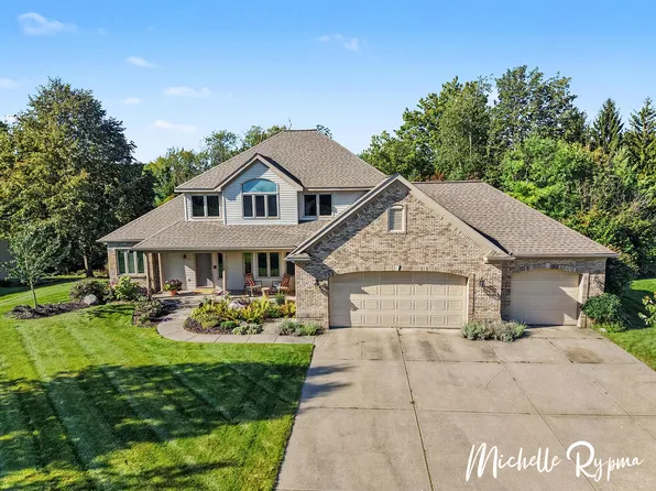 3541 Elk Dr, Zeeland, MI 49464