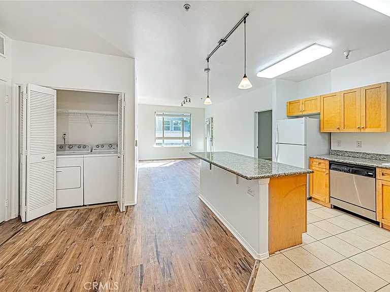 100 S Alameda #348 — Photo 3