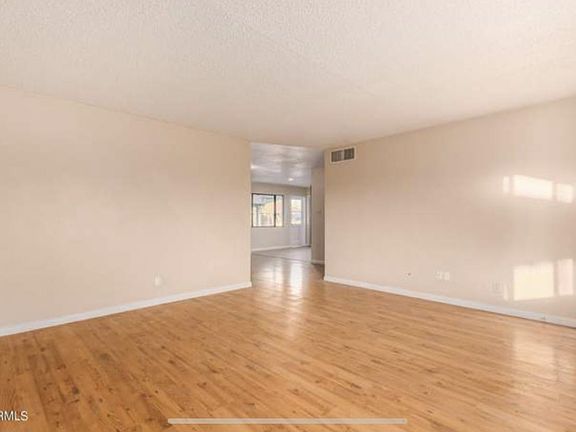 3rd image of 3420 W McLellan Blvd
