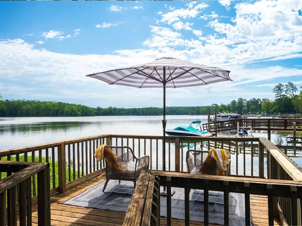 277 Cherry Cir, Prosperity, SC 29127