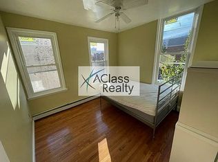 33-02 35th Ave #B5, Astoria, NY 11106