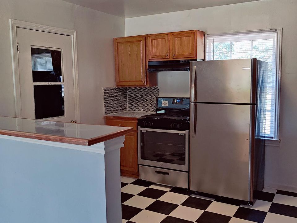 1st image of 5627 Doulton Dr #A