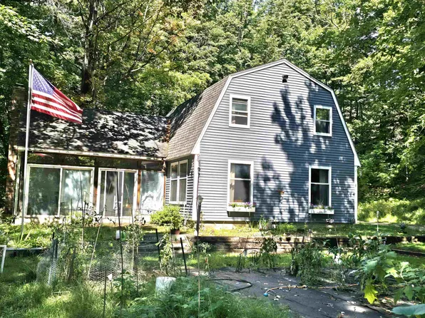 9 Burdett Road, Bartlett, NH 03845