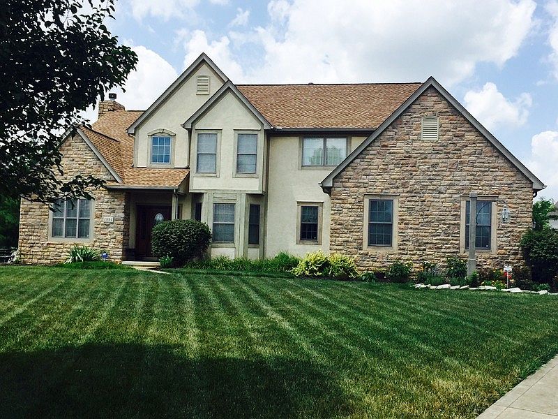 Brick & Stucco - Corner Lot : Corner lot on Cul-De-Sac