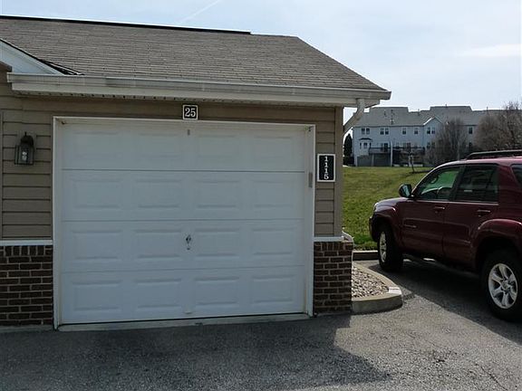 3rd image of 1102 Periwinkle Dr #1102
