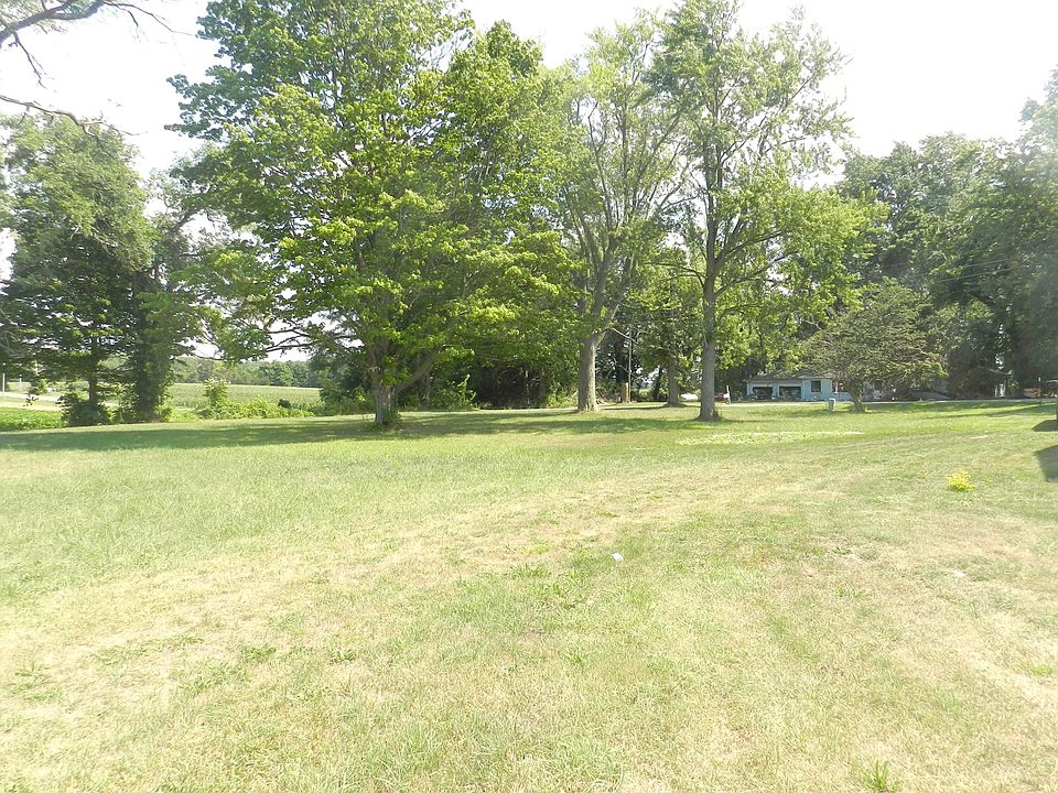 2nd image of 4511 Oxbow Rd