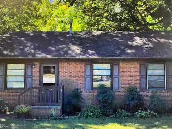 1306 Filbert Pl, High Point, NC 27260