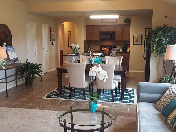4th image of 2132 Meadow Park Dr