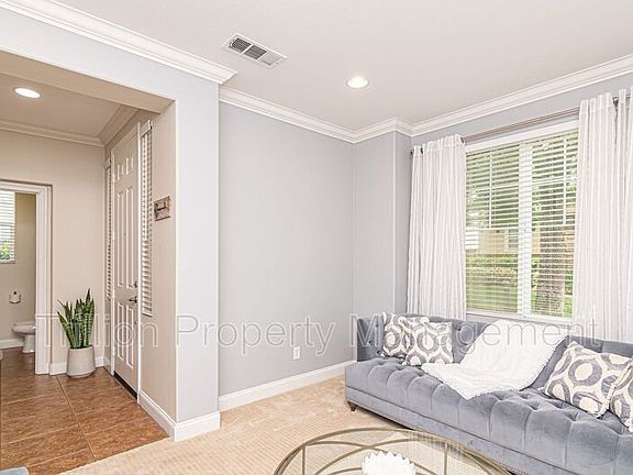 4th image of 28324 Triese St