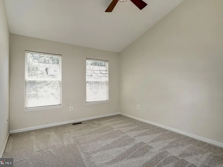 6563 McKenna Way — Photo 19