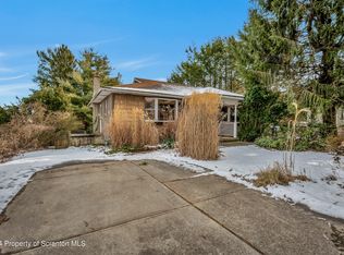 189 S Keyser Ave, Old Forge, PA 18518