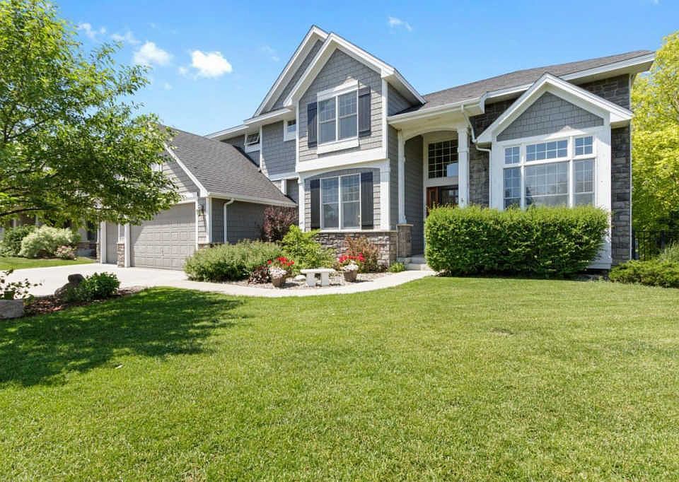 1st image of 10789 Maple Blvd