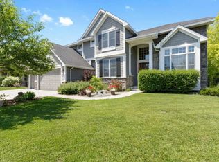 10789 Maple Blvd, Woodbury, MN 55129