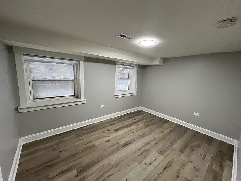 4050 N Richmond St #B — Photo 8