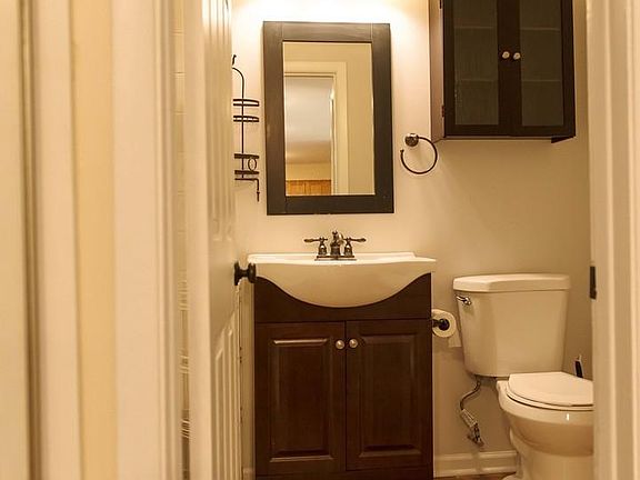 3rd image of 8880 Golf Rd APT 1E