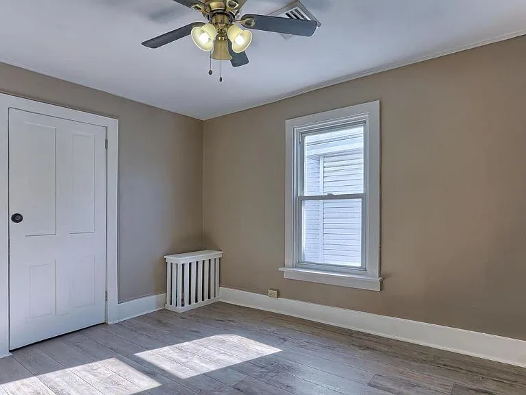 3216 Green St — Photo 2