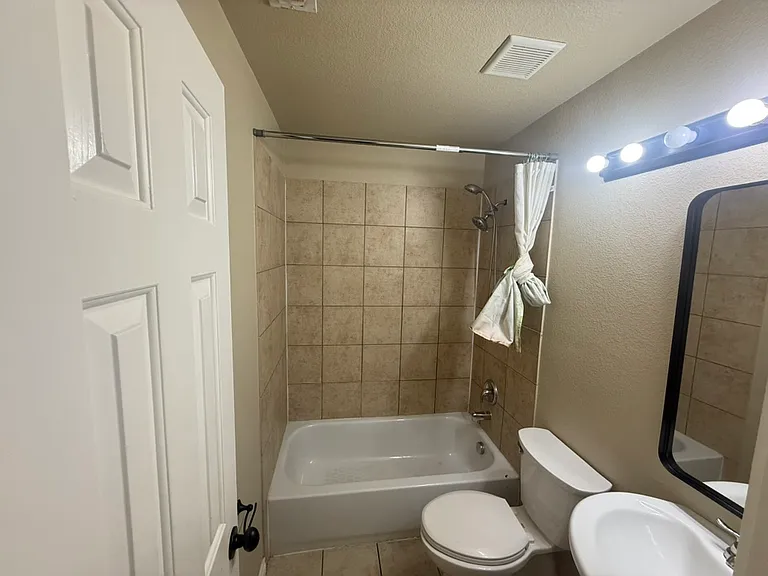 12604 Oceanside Dr — Photo 11