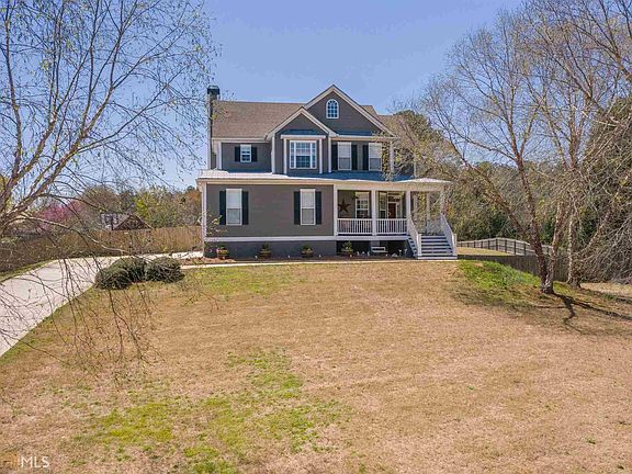 2nd image of 40 Highland Park Dr
