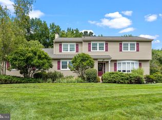 978 Weber Dr, Yardley, PA 19067