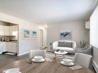 18638 Van Horn Rd #9, Trenton, MI 48183