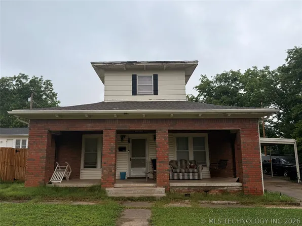 321 W 6th Ave, Bristow, OK 74010