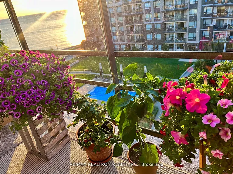 40 Esplanade Ln #604 — Photo 7