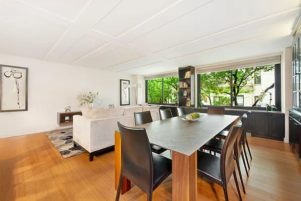 Sold by Stribling | media 18